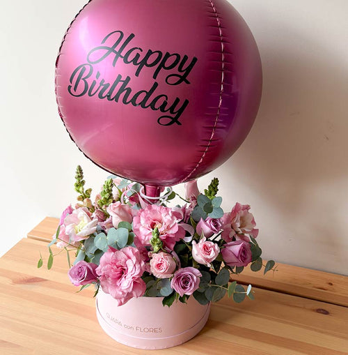 arreglo de flores con rosas para cumpleaños